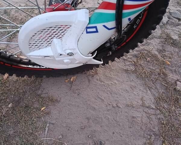 Красный Kovi 300, объемом двигателя 0 л и пробегом 7 тыс. км за 2000 $, фото 7 на Automoto.ua
