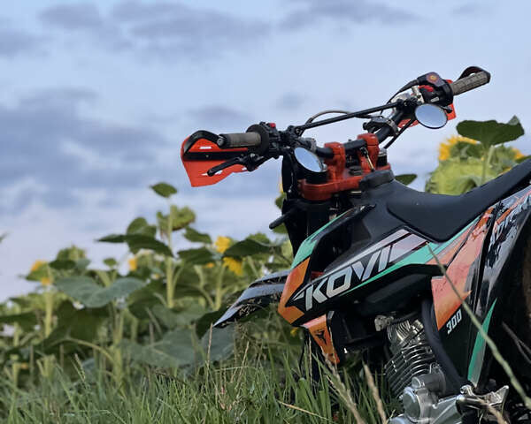 Kovi 300 Advance 2024 в Здолбунове на Automoto.ua Черный Kovi 300 Advance, объемом двигателя 0.75 л и пробегом 1 тыс. км за 2100 $, фото 1 на Automoto.ua