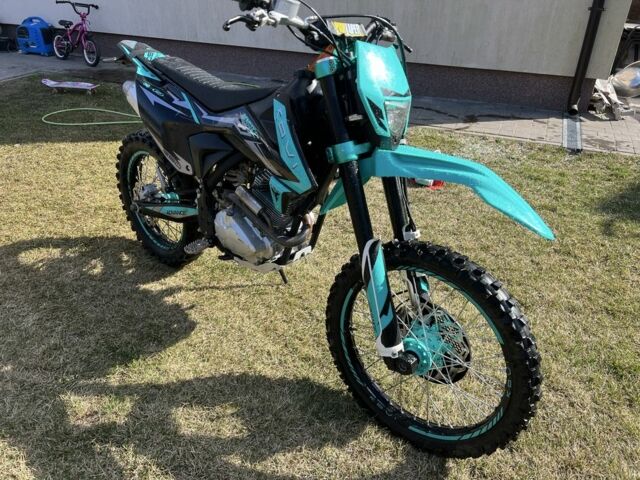 Чорний Kovi 3302, об'ємом двигуна 0 л та пробігом 0 тис. км за 1500 $, фото 1 на Automoto.ua