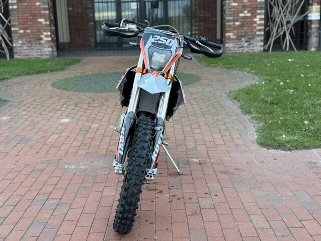 Kovi Другая 2022 в Киеве на Automoto.ua Kovi Другая, объемом двигателя 0.3 л и пробегом 0 тыс. км за 1999 $, фото 1 на Automoto.ua