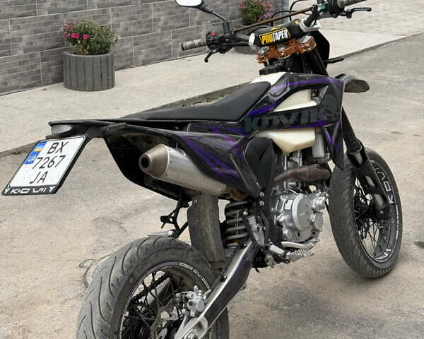 Черный Kovi Max 300 Motard, объемом двигателя 0.3 л и пробегом 8 тыс. км за 2000 $, фото 3 на Automoto.ua