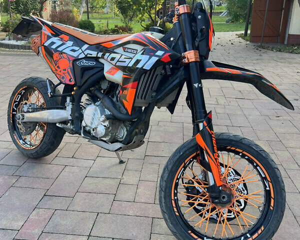 Kovi Max 300 Motard, объемом двигателя 0.3 л и пробегом 7 тыс. км за 2050 $, фото 2 на Automoto.ua