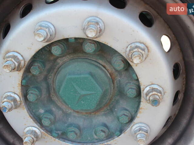 LAG 0-3-36 2006 в Хусте на Automoto.ua Зеленый LAG 0-3-36, объемом двигателя 0 л и пробегом 200 тыс. км за 6621 $, фото 14 на Automoto.ua