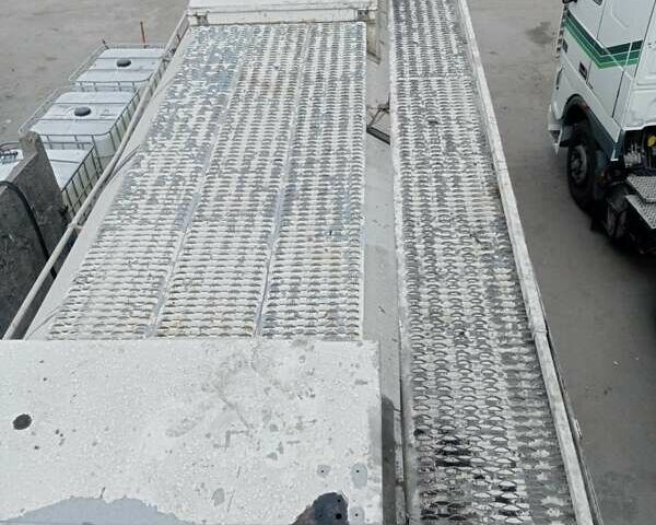 Красный LAG D3, объемом двигателя 0 л и пробегом 100 тыс. км за 12700 $, фото 4 на Automoto.ua