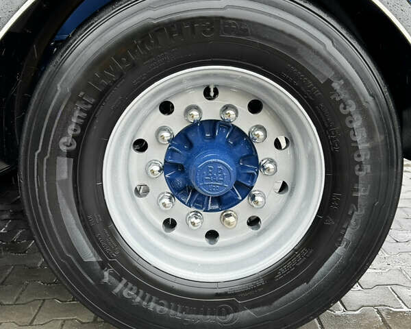 LAG D3 2000 у Вінниці на Automoto.ua Синій LAG D3, об'ємом двигуна 0 л та пробігом 0 тис. км за 54500 $, фото 10 на Automoto.ua