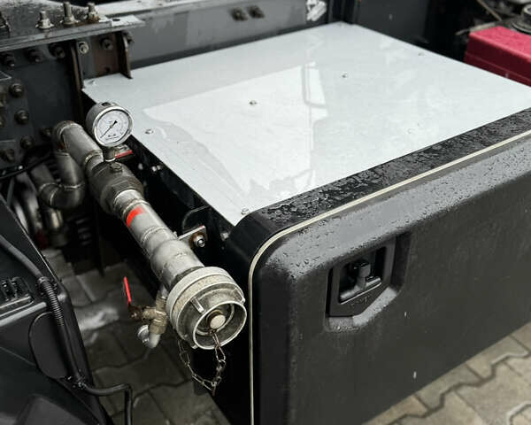 LAG D3 2000 у Вінниці на Automoto.ua Синій LAG D3, об'ємом двигуна 0 л та пробігом 0 тис. км за 54500 $, фото 24 на Automoto.ua