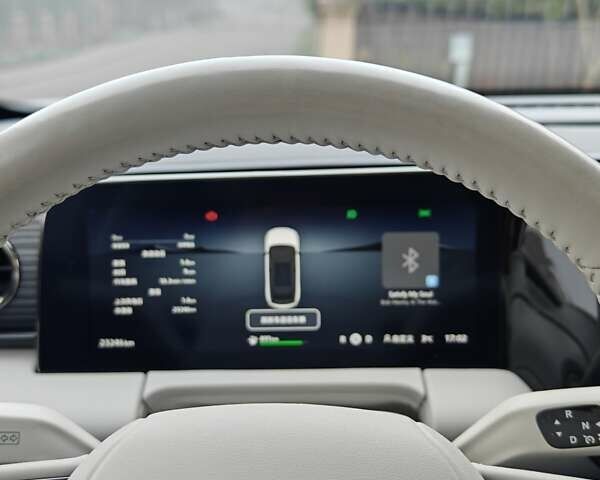 Білий Leapmotor С11, об'ємом двигуна 0 л та пробігом 24 тис. км за 35000 $, фото 32 на Automoto.ua