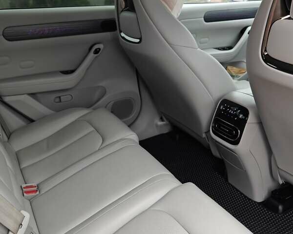 Білий Leapmotor С11, об'ємом двигуна 0 л та пробігом 24 тис. км за 35000 $, фото 25 на Automoto.ua