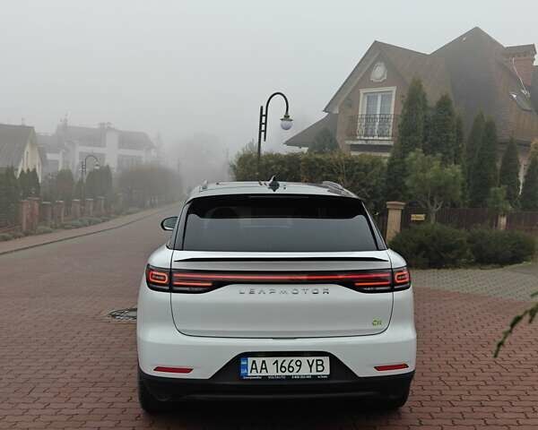 Білий Leapmotor С11, об'ємом двигуна 0 л та пробігом 24 тис. км за 35000 $, фото 27 на Automoto.ua