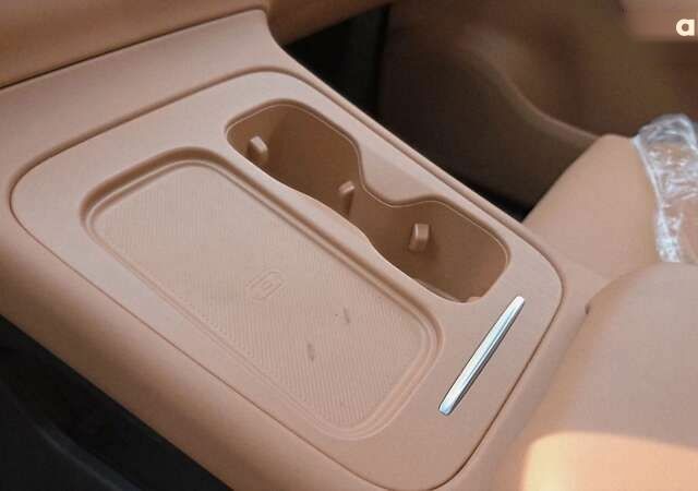 Leapmotor С11, объемом двигателя 0 л и пробегом 1 тыс. км за 25500 $, фото 3 на Automoto.ua