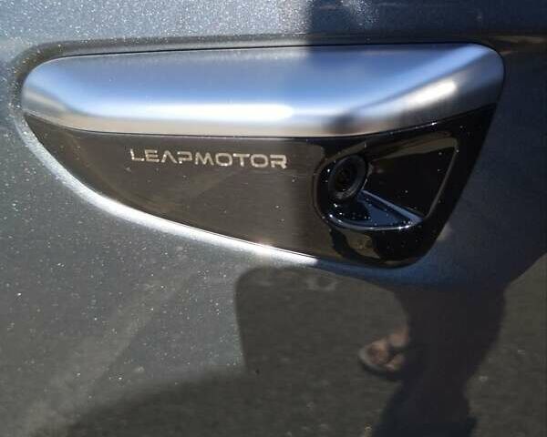Серый Leapmotor С11, объемом двигателя 0 л и пробегом 9 тыс. км за 29990 $, фото 13 на Automoto.ua