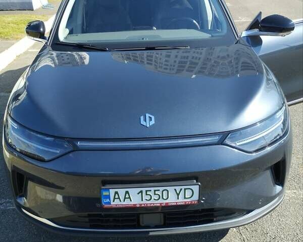 Серый Leapmotor С11, объемом двигателя 0 л и пробегом 9 тыс. км за 29990 $, фото 16 на Automoto.ua