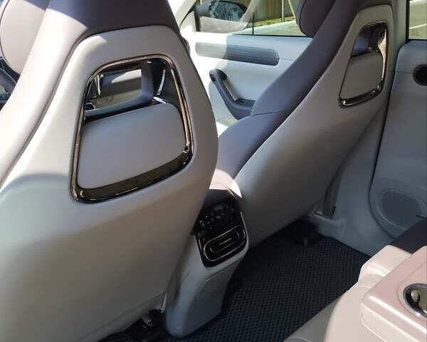 Серый Leapmotor С11, объемом двигателя 0 л и пробегом 9 тыс. км за 29990 $, фото 9 на Automoto.ua