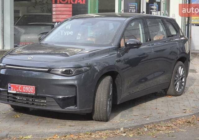 Серый Leapmotor С11, объемом двигателя 0 л и пробегом 1 тыс. км за 25500 $, фото 7 на Automoto.ua