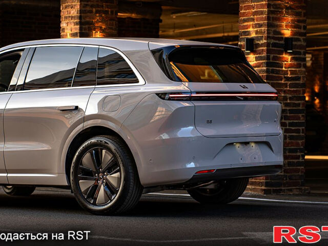 Li Auto L6, объемом двигателя 1.5 л и пробегом 0 тыс. км за 52490 $, фото 9 на Automoto.ua