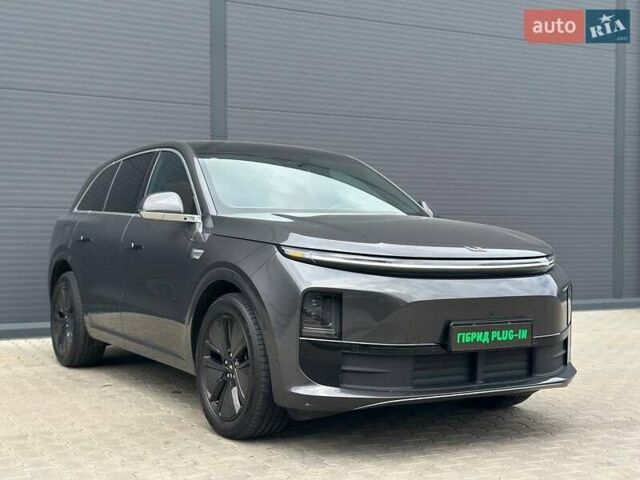 Серый Li Auto L6, объемом двигателя 1.5 л и пробегом 24 тыс. км за 49000 $, фото 2 на Automoto.ua