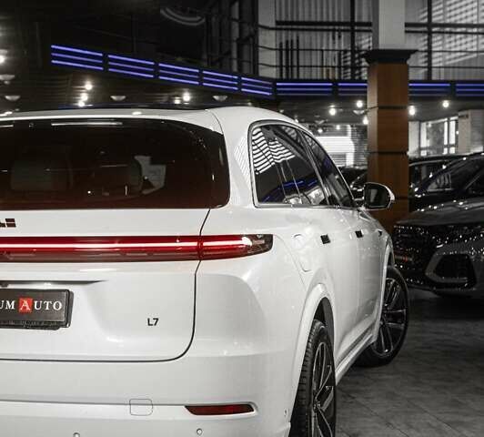 Білий Li Auto L7, об'ємом двигуна 1.5 л та пробігом 14 тис. км за 65000 $, фото 1 на Automoto.ua