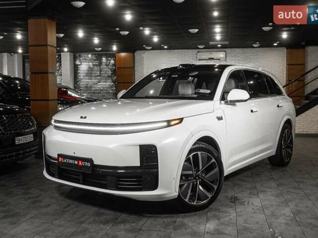 Білий Li Auto L7, об'ємом двигуна 1.5 л та пробігом 14 тис. км за 65000 $, фото 12 на Automoto.ua