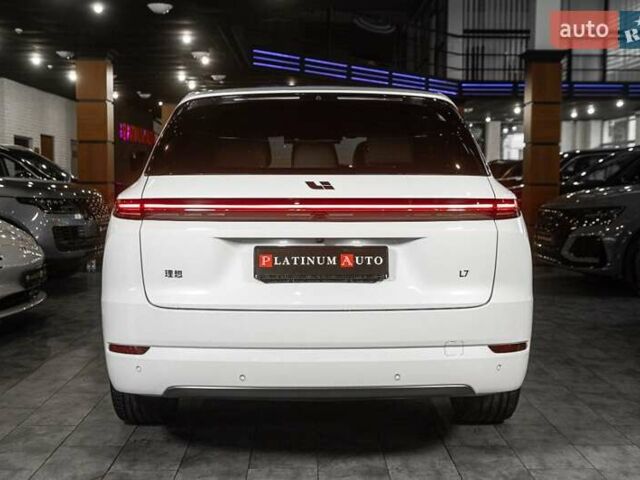 Білий Li Auto L7, об'ємом двигуна 1.5 л та пробігом 14 тис. км за 65000 $, фото 78 на Automoto.ua