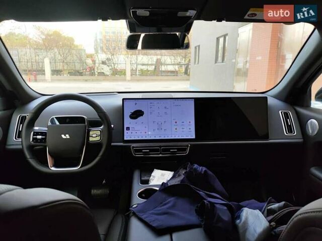 Чорний Li Auto L7, об'ємом двигуна 1.5 л та пробігом 4 тис. км за 56999 $, фото 3 на Automoto.ua