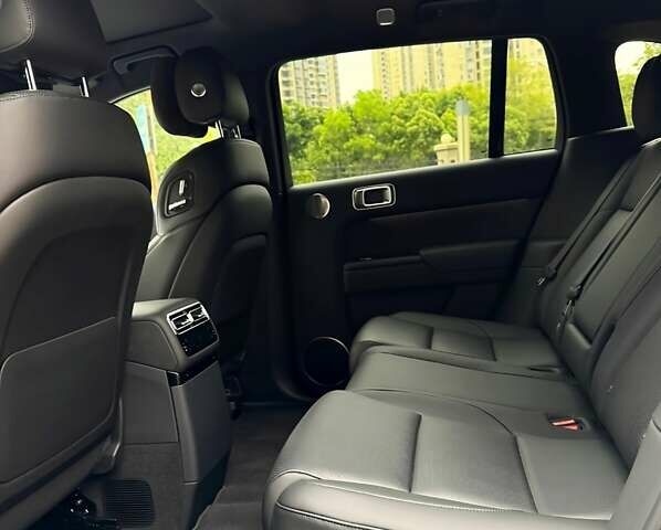 Чорний Li Auto L7, об'ємом двигуна 0 л та пробігом 1 тис. км за 55999 $, фото 5 на Automoto.ua