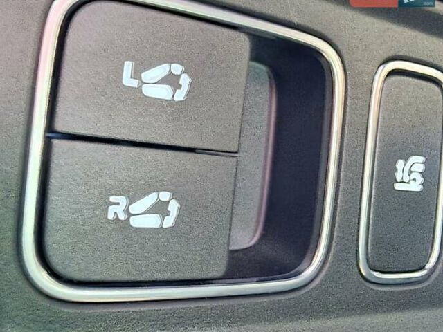 Чорний Li Auto L7, об'ємом двигуна 1.5 л та пробігом 1 тис. км за 68900 $, фото 98 на Automoto.ua