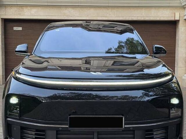 Чорний Li Auto L7, об'ємом двигуна 1.5 л та пробігом 1 тис. км за 68900 $, фото 4 на Automoto.ua
