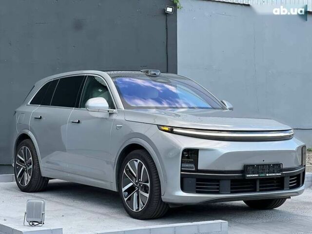 Li Auto L7, объемом двигателя 0 л и пробегом 4 тыс. км за 59500 $, фото 2 на Automoto.ua
