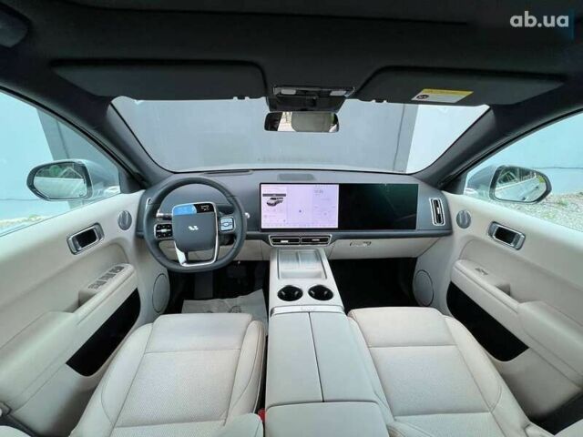 Li Auto L7, объемом двигателя 0 л и пробегом 4 тыс. км за 59500 $, фото 8 на Automoto.ua