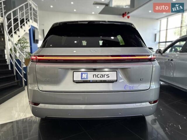 Сірий Li Auto L7, об'ємом двигуна 1.5 л та пробігом 1 тис. км за 72900 $, фото 4 на Automoto.ua