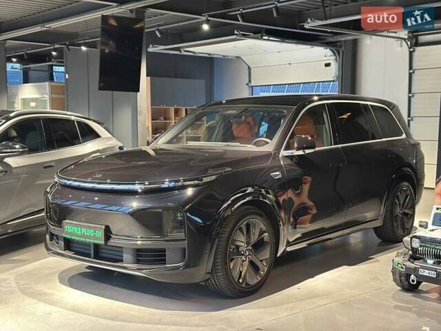 Чорний Li Auto L9, об'ємом двигуна 1.5 л та пробігом 1 тис. км за 78000 $, фото 1 на Automoto.ua