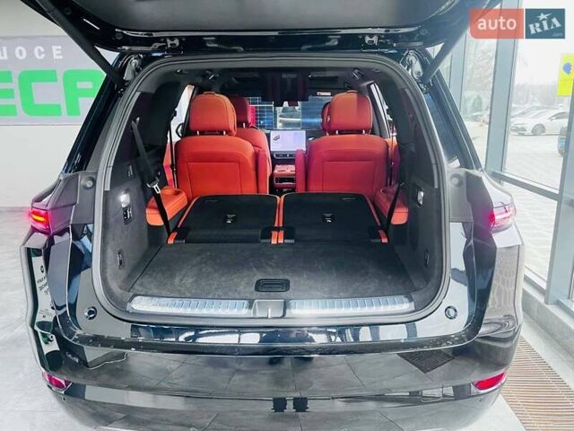 Чорний Li Auto L9, об'ємом двигуна 1.5 л та пробігом 1 тис. км за 75000 $, фото 6 на Automoto.ua