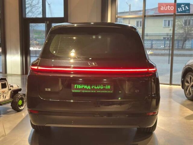 Чорний Li Auto L9, об'ємом двигуна 1.5 л та пробігом 1 тис. км за 78000 $, фото 6 на Automoto.ua