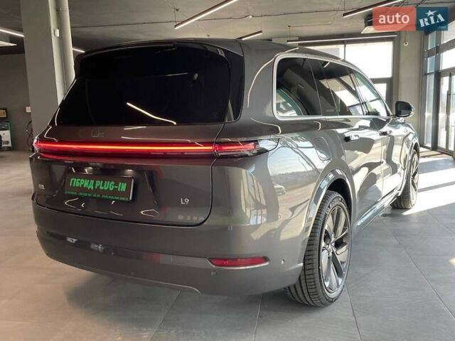 Сірий Li Auto L9, об'ємом двигуна 1.5 л та пробігом 1 тис. км за 81000 $, фото 4 на Automoto.ua