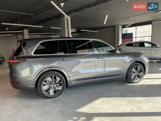 Сірий Li Auto L9, об'ємом двигуна 1.5 л та пробігом 1 тис. км за 81000 $, фото 3 на Automoto.ua