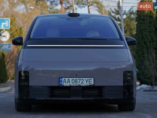 Сірий Li Auto MEGA, об'ємом двигуна 0 л та пробігом 2 тис. км за 92800 $, фото 3 на Automoto.ua