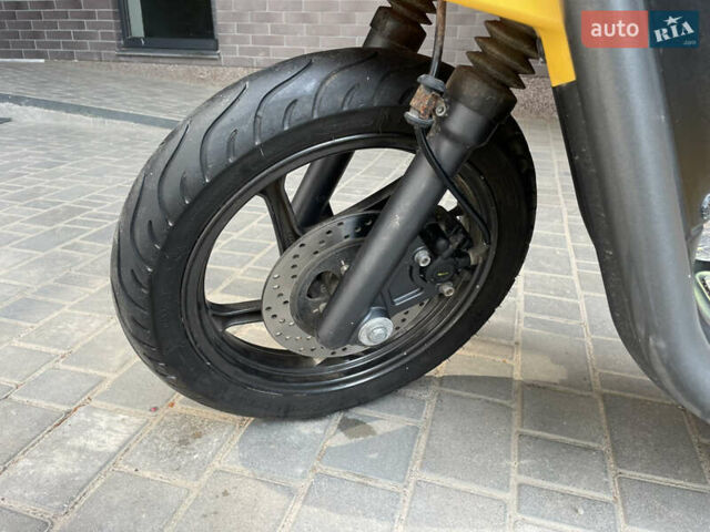 Желтый Ligier Pulse 3, объемом двигателя 0 л и пробегом 22 тыс. км за 1399 $, фото 20 на Automoto.ua