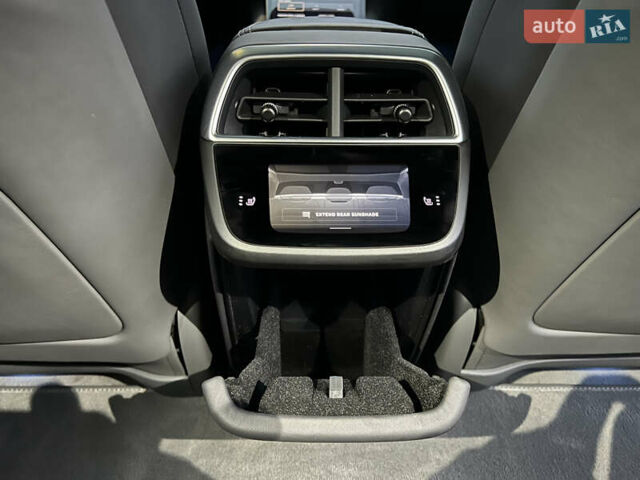 Lucid Air 2022 в Киеве на Automoto.ua Белый Lucid Air, объемом двигателя 0 л и пробегом 26 тыс. км за 57000 $, фото 20 на Automoto.ua