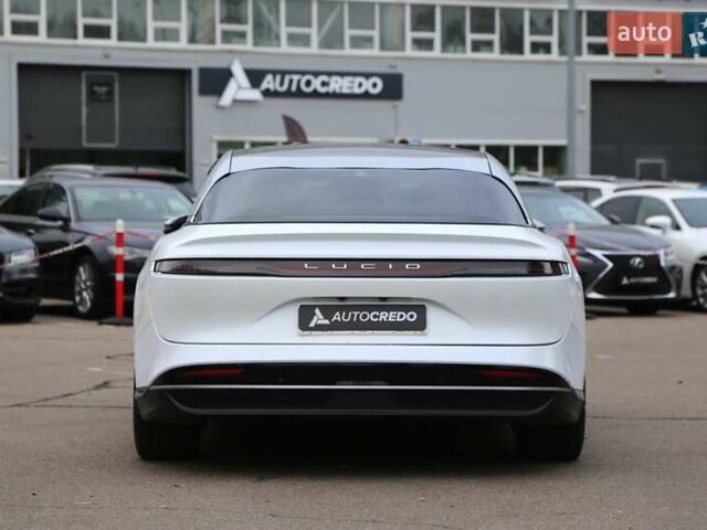 Белый Lucid Air, объемом двигателя 0 л и пробегом 28 тыс. км за 53000 $, фото 3 на Automoto.ua