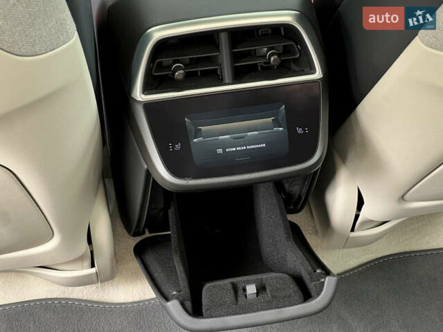 Білий Lucid Air, об'ємом двигуна 0 л та пробігом 13 тис. км за 43999 $, фото 17 на Automoto.ua