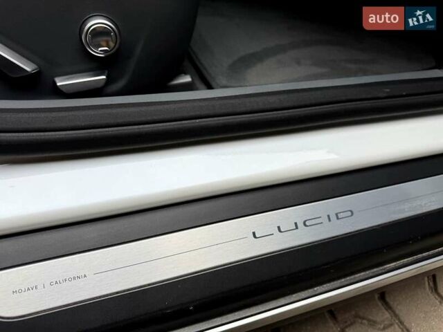 Белый Lucid Air, объемом двигателя 0 л и пробегом 5 тыс. км за 49999 $, фото 41 на Automoto.ua