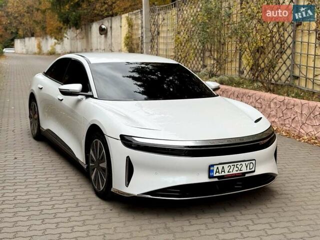 Белый Lucid Air, объемом двигателя 0 л и пробегом 5 тыс. км за 49999 $, фото 8 на Automoto.ua