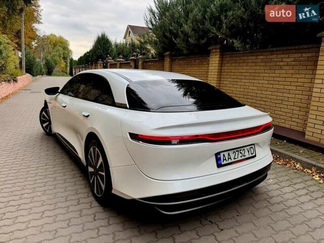 Белый Lucid Air, объемом двигателя 0 л и пробегом 5 тыс. км за 49999 $, фото 3 на Automoto.ua