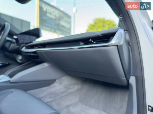 Белый Lucid Air, объемом двигателя 0 л и пробегом 8 тыс. км за 41990 $, фото 67 на Automoto.ua