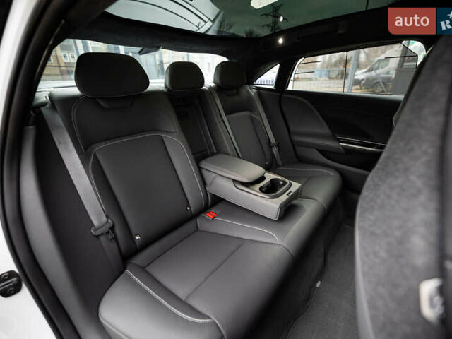 Белый Lucid Air, объемом двигателя 0 л и пробегом 10 тыс. км за 49950 $, фото 62 на Automoto.ua