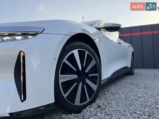 Белый Lucid Air, объемом двигателя 0 л и пробегом 8 тыс. км за 41990 $, фото 9 на Automoto.ua