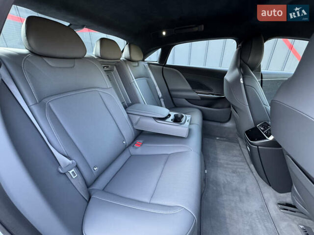 Белый Lucid Air, объемом двигателя 0 л и пробегом 8 тыс. км за 41990 $, фото 57 на Automoto.ua