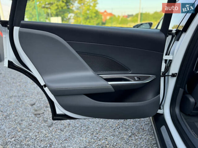 Белый Lucid Air, объемом двигателя 0 л и пробегом 8 тыс. км за 41990 $, фото 45 на Automoto.ua
