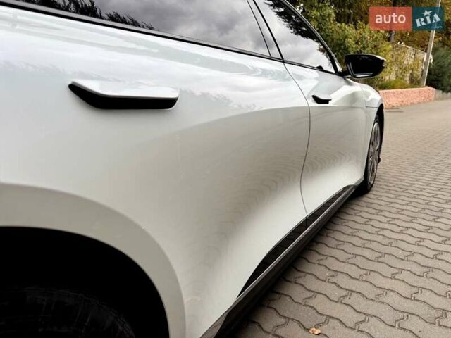 Белый Lucid Air, объемом двигателя 0 л и пробегом 5 тыс. км за 49999 $, фото 20 на Automoto.ua