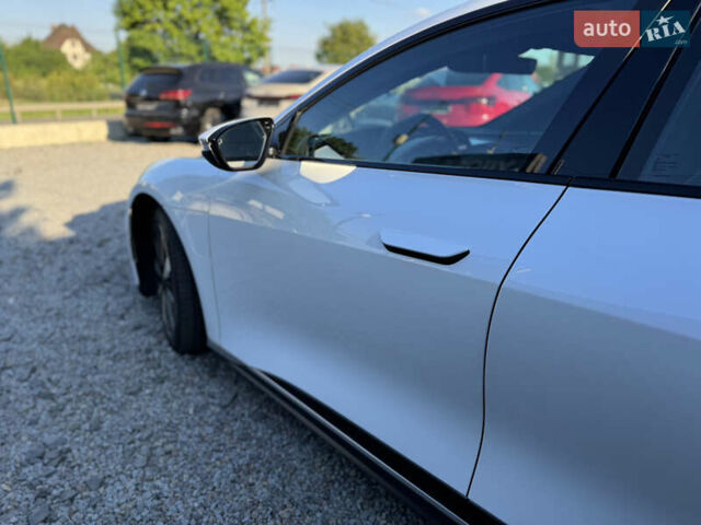 Белый Lucid Air, объемом двигателя 0 л и пробегом 8 тыс. км за 41990 $, фото 10 на Automoto.ua